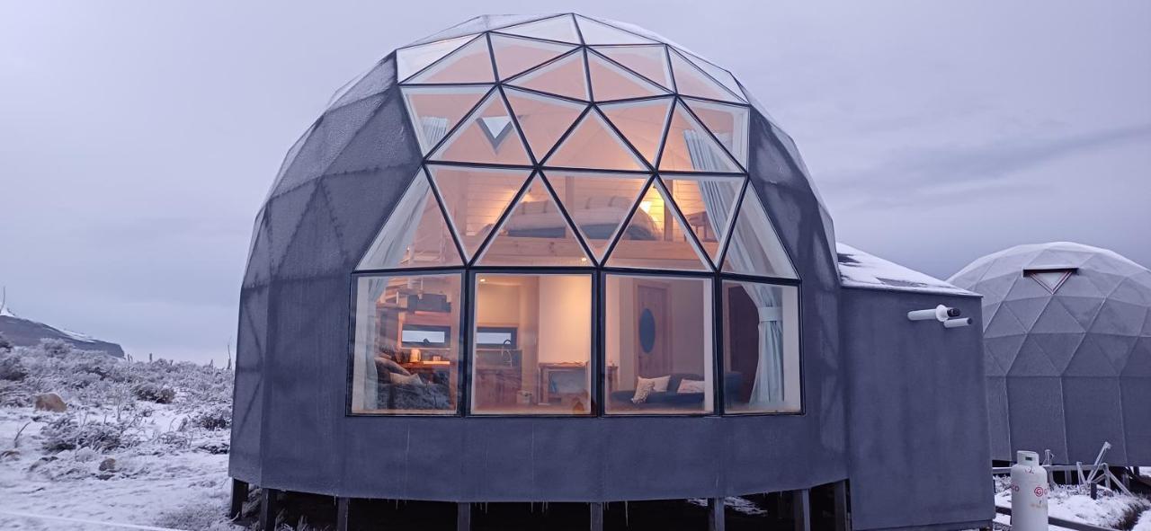 Dome With Stunning Glacier & Mountain Views Пуерто-Наталес Екстер'єр фото